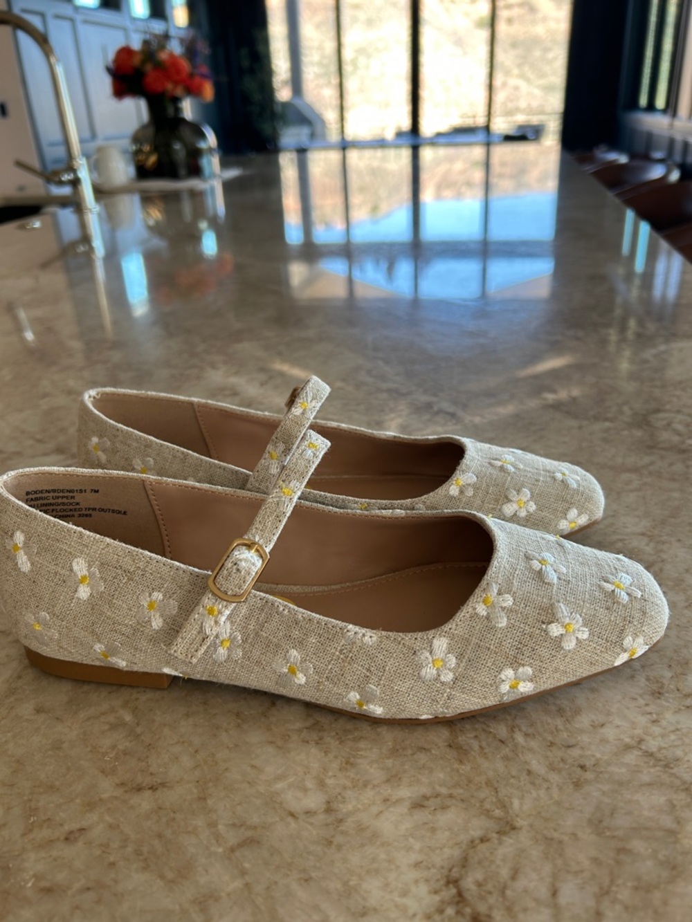 Steve Madden Women’s Linen Beige Floral Mary Jane Flats New - Picture 6 of 12